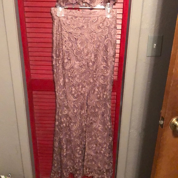 Mauve 2 piece cropped top and floor length skirt - Picture 3 of 3